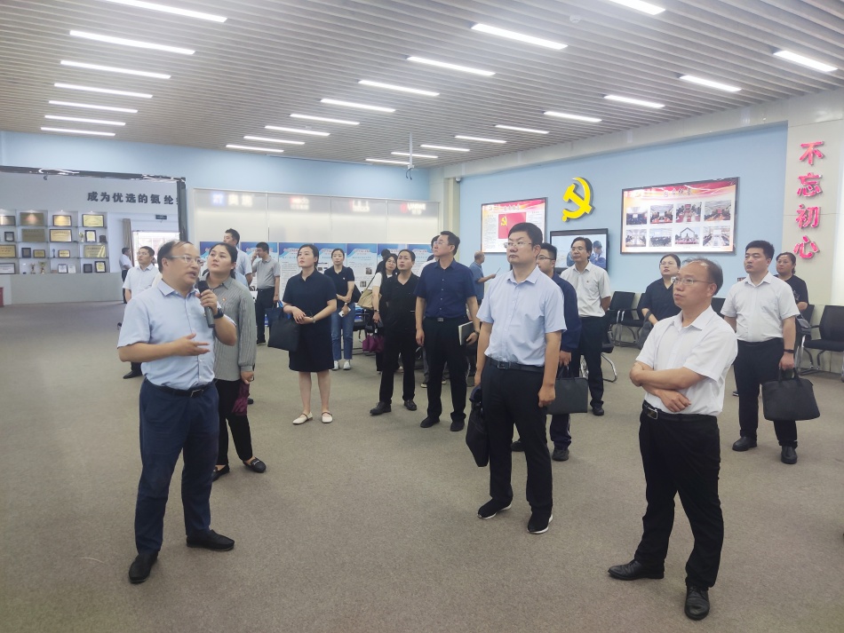 2024年7月17日，市國資委系統(tǒng)在公司開展“三組聯(lián)建”現(xiàn)場觀摩1（公司展廳）_副本